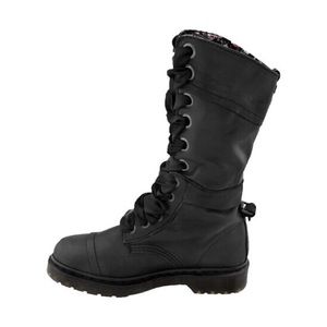 Dr. Martens Women's Triumph 1914 W Boot